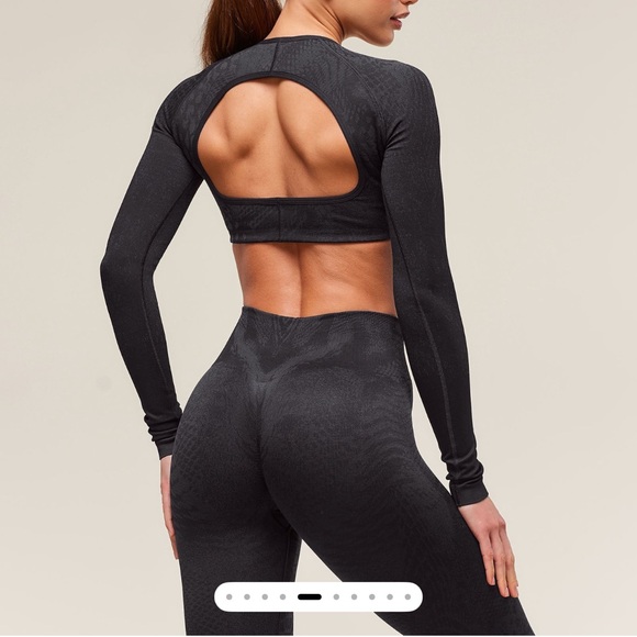 Gymshark | Adapt x Whitney Animal Seamless top - Picture 9 of 9